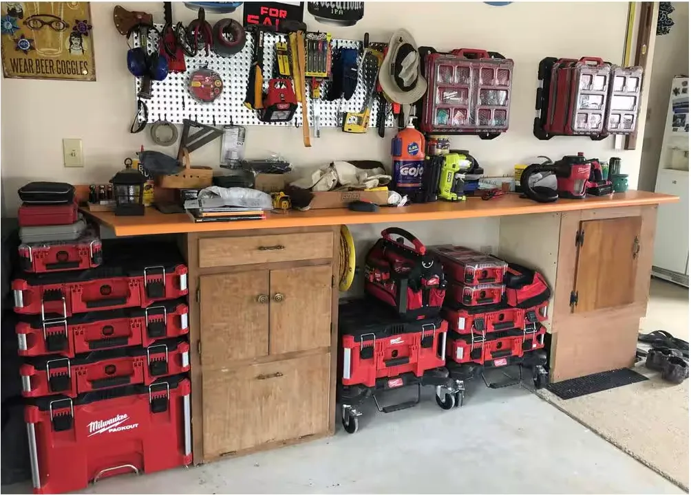 48-22-8424 Milwaukee PACKOUT Tool Box